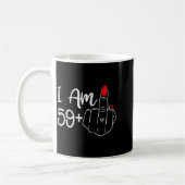Ich bin 59 Plus 1 Mittelfinger Lustig 60. Geburtst Kaffeetasse (Links)