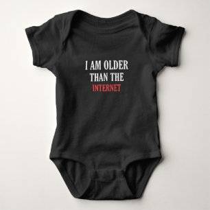 Ich bin älter als das Internet Baby Strampler