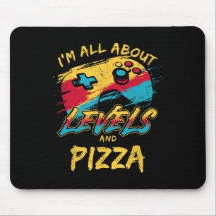 Ich bin auf Ebenen und Pizza aus Funny Gamer Food  Mousepad
