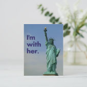 Ich bin bei ihr. Freiheitsstatue Postkarte (Stehend Vorderseite)