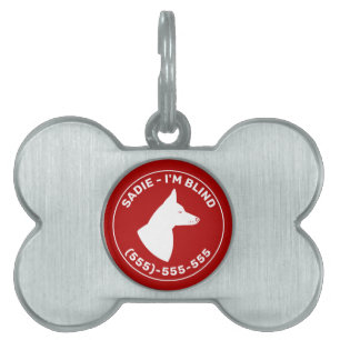 Ich bin blind- Hund mit geschlossenen Augen und au Tiermarke