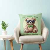 Ich bin Cooler Teddybär mit einem grünen Bow, der Kissen (Stuhl )