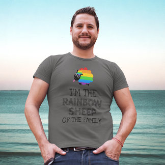 Ich bin das Regenbogenschaf der Familie T-Shirt