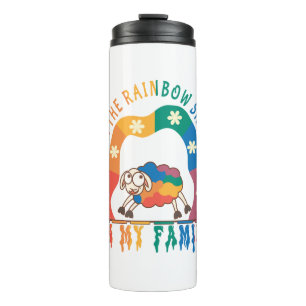 Ich bin das Regenbogenschaf meiner Familie - Pride Thermosbecher