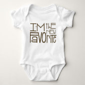 "Ich bin der neue Favorit" Unisex-Apparel Baby Strampler (Vorderseite)