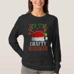 Ich bin die Crafty Rentier Christmas Pajamas Famil T-Shirt<br><div class="desc">Ich bin die Crafty Rentier Weihnachten Pajamas Familie Weihnachten Weihnachten Weihnachten</div>