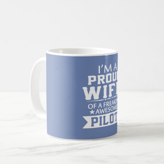 Ich bin die EHEFRAU EINES STOLZES PILOT Kaffeetasse (Vorderseite Links)