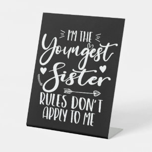 Ich bin die jüngste Schwester Sarcasm Lover, Niedl Sockelschild