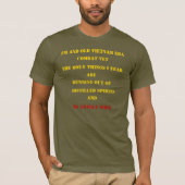Ich bin EIN ALTER VIETNAM-ÄRA-KAMPF-TIERARZT T-Shirt (Vorderseite)