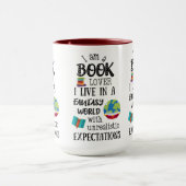 Ich bin ein Buch in einer Fantasiewelt Tasse (Zentrum)