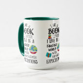 Ich bin ein Buch in einer Fantasiewelt Tasse (Vorderseite Links)