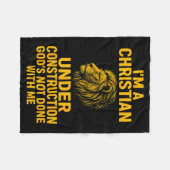 Ich bin ein Christ unter Konstruktion Gott ist noc Fleecedecke (Vorderseite (Horizontal))