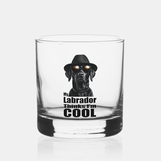 Ich bin ein Cooles schwarzes Labor Whiskyglas (Vorderseite)