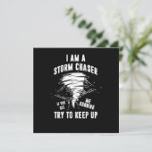 Ich bin ein Geschenk des Sturms Chaser Tornado Hur Einladung (Stehend Vorderseite)