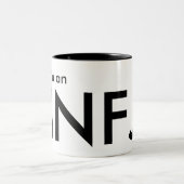 Ich bin ein INFJ - Persönlichkeitstyp Zweifarbige Tasse (Mittel)