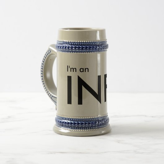 Ich bin ein INFP - Persönlichkeitstyp Bierglas (Vorderseite Links)