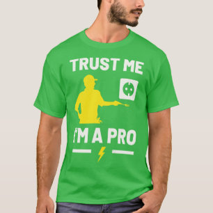 Ich bin ein professioneller Handwerker, lustiger E T-Shirt