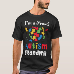 Ich bin ein stolzes Autismus Oma Frauen Herzgesche T-Shirt