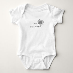 Ich bin ein Traum, wahr zu werden Baby Zitat Strampler