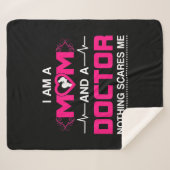 Ich bin eine Mama und ein Arzt, nichts macht mich  Sherpadecke (Vorderseite (Horizontal))