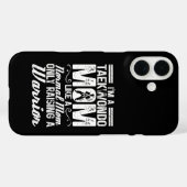 Ich bin eine Taekwondo-Mutter wie eine normale Mut Case-Mate iPhone Hülle (Rückseite (Horizontal))