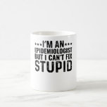 Ich bin Epidemiologe, aber ich kann keinen Dummkop Kaffeetasse<br><div class="desc">Haben Sie Liebe Funny Occupational Jobs Zitate? Oder kennen Sie jemanden,  der das tut? Das ist ein ideales Geschenk für alle,  die ... </div>