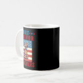 Ich bin gerade hier für Weiners Funny 4. Juli Hot  Kaffeetasse (Vorderseite Links)