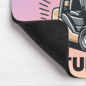 Ich bin hier, um den lustigen Gabelstaplerfahrer a Mousepad (Ecke)