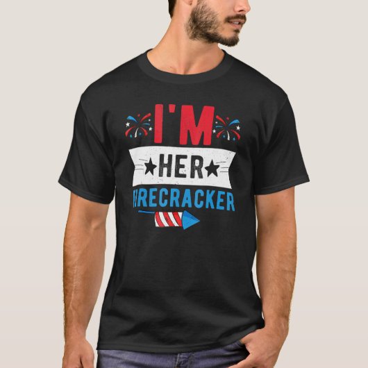 Ich bin ihr Firecracker Niedlich 4. Juli Matching T-Shirt (Vorderseite)