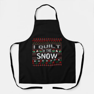 Ich bin im schneebedeckten Weihnachtskraut gequild Schürze