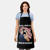 Ich bin immer noch ein Trump-Mädchen, das ich mich Schürze (Getragen)