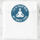 Ich bin in Touch mit meinem Inneren. Runder Aufkleber (Tasche)