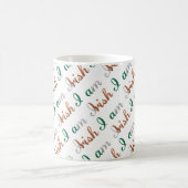 Ich bin irisches Country Pride Typografy Pattern Kaffeetasse (Mittel)