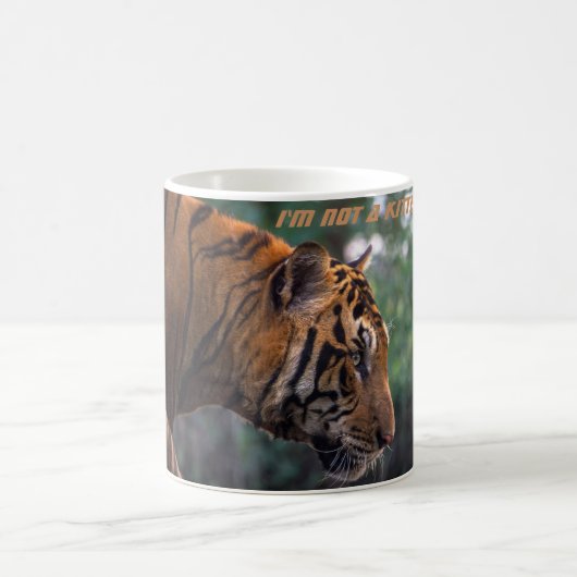 Ich bin kein Kätzchen. Waffen - der Tiger Kaffeetasse (Mittel)