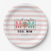 Ich bin keine normale Mama Pink Stripes Pappteller (Vorderseite)