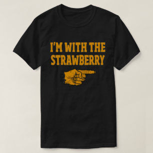 Ich bin mit dem Strawberry Funny Halloween T-Shirt