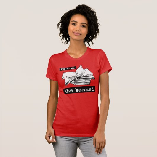 Ich bin mit den verbotenen Büchern T-Shirt (Vorne ganz)