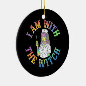 Ich bin mit der Hexe - Spooky und mystisches Hallo Keramik Ornament (Rechts)