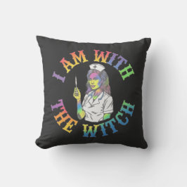 Ich bin mit der Hexe - Spooky und mystisches Hallo Kissen