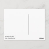 Ich bin mit der Postkarte für den Justizprotest (Rückseite)