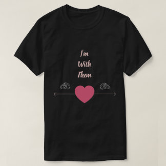 Ich bin mit diesen polygamen Männern T-Shirt