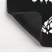 Ich bin mit gruseligen Skeleton Hand Halloween Mousepad (Ecke)