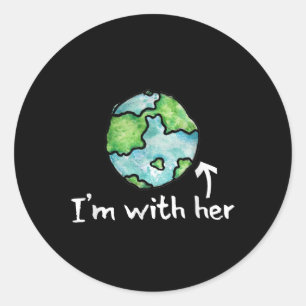 Ich bin mit ihren Earth Artistic Earth Day Teeshir Runder Aufkleber