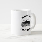 Ich bin nicht alt, ich bin eine klassische Tasse (Vorderseite Rechts)