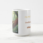 Ich bin nicht faul, ich bin energieeffizient kaffeetasse (Mittel)