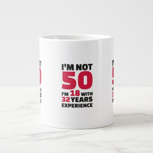 Ich bin nicht fünfzig lustige Zitat mit Black Pink Jumbo-Tasse (Vorderseite)