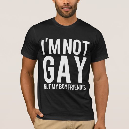 Ich bin nicht homosexuell, aber mein Freund ist T-Shirt (Vorderseite)