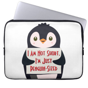 Ich bin nicht klein, ich bin einfach Pinguin-groß Laptopschutzhülle