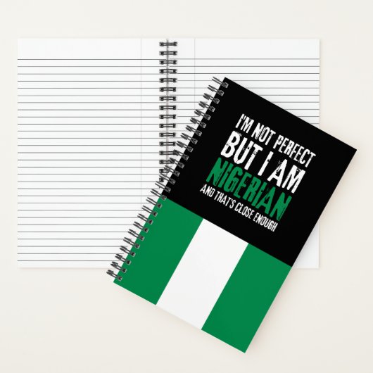 Ich bin nicht perfekt, aber ich bin Nigerianer aus Notizblock (Innen)