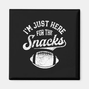 Ich bin nur wegen der Snacks hier Lustiges Fantasy Magnet